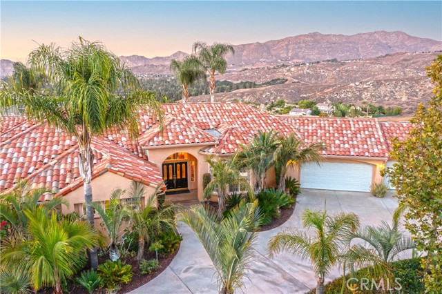 Detail Gallery Image 4 of 62 For 5996 Omega St, Riverside,  CA 92506 - 4 Beds | 3 Baths