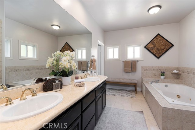 Image 20 of 30 For 12102 La Cienega Boulevard