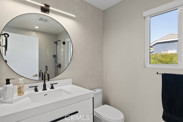 Detail Gallery Image 31 of 67 For 9514 Oakridge Pl, Chatsworth,  CA 91311 - 6 Beds | 6 Baths