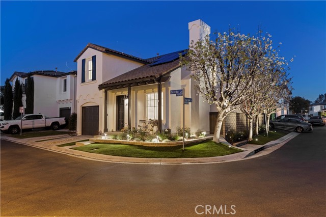 Detail Gallery Image 4 of 63 For 28108 Castillo Ln, Valencia,  CA 91354 - 3 Beds | 2/1 Baths