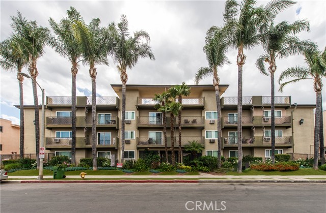 Detail Gallery Image 20 of 25 For 5415 Newcastle Ave #18,  Encino,  CA 91316 - 3 Beds | 2 Baths