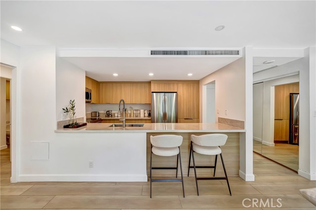 2170 Century Park Unit: 208