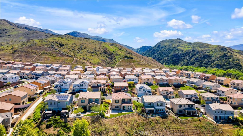 MLS #OC25080974 img 24