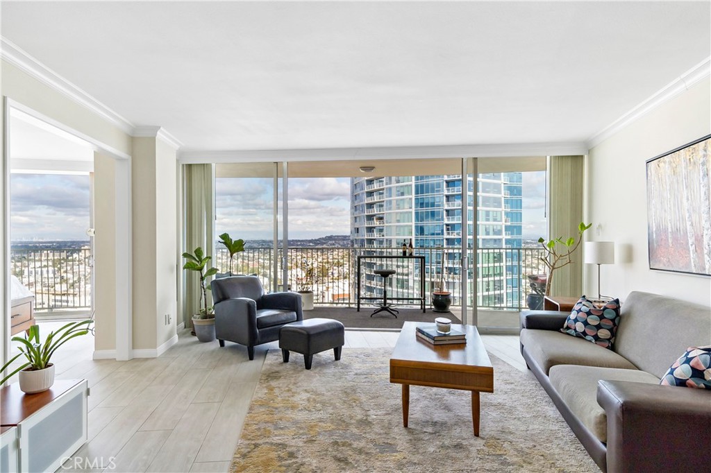 700 E Ocean Boulevard #3003