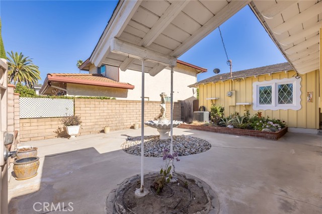 Detail Gallery Image 5 of 32 For 2418 256th St, Lomita,  CA 90717 - 3 Beds | 2 Baths