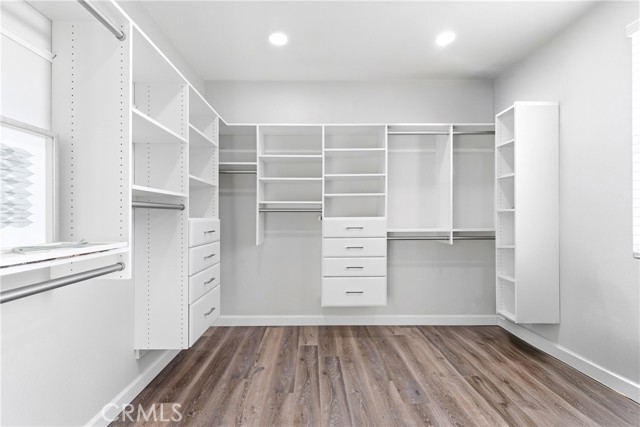 Detail Gallery Image 31 of 65 For 940 via Blairo, Corona,  CA 92879 - 5 Beds | 3 Baths