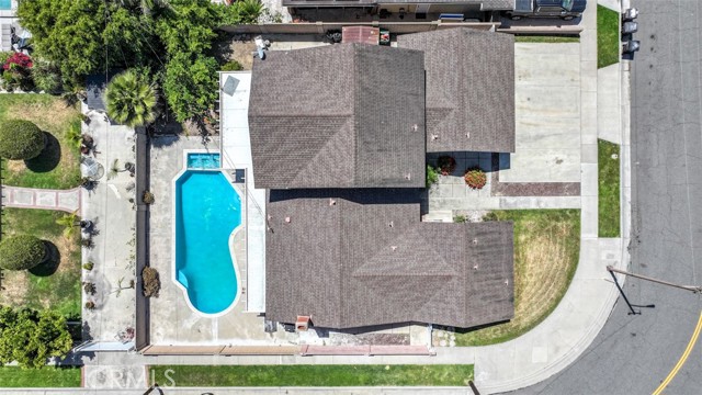 11112 Camellia Avenue, Fountain Valley CA: https://media.crmls.org/medias/b276d1ab-dde2-4b0c-8f57-123e9b58d2c9.jpg