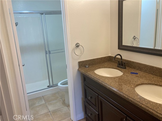 Image 11 of 21 For 2027 Stonewood Ct