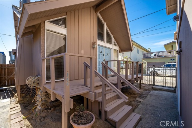 Detail Gallery Image 3 of 33 For 300 Utah Ave, Oceano,  CA 93445 - 2 Beds | 2 Baths