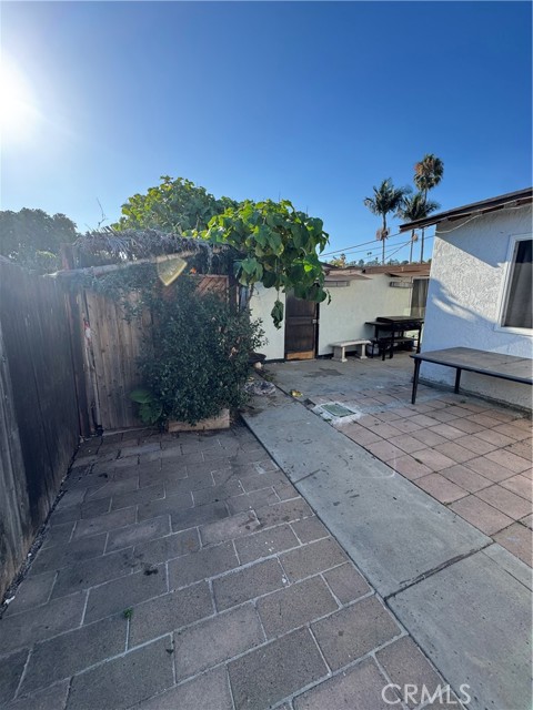 Detail Gallery Image 9 of 10 For 129 Smilax Rd, #31, Vista,  CA 92081 - 4 Beds | 2 Baths