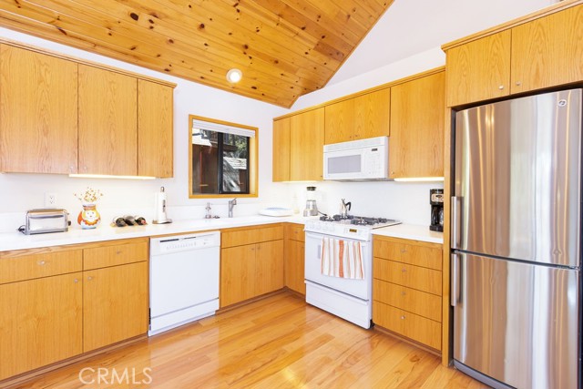 Detail Gallery Image 8 of 28 For 1917 Freeman, –,  CA 93222 - 2 Beds | 1 Baths