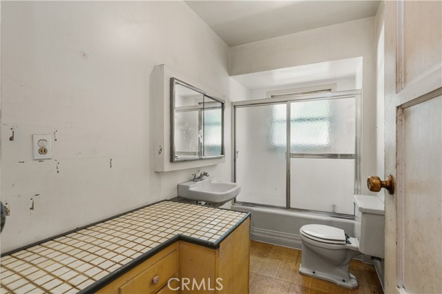 Detail Gallery Image 21 of 40 For 4939 Lowell Ave, La Crescenta,  CA 91214 - 3 Beds | 1 Baths