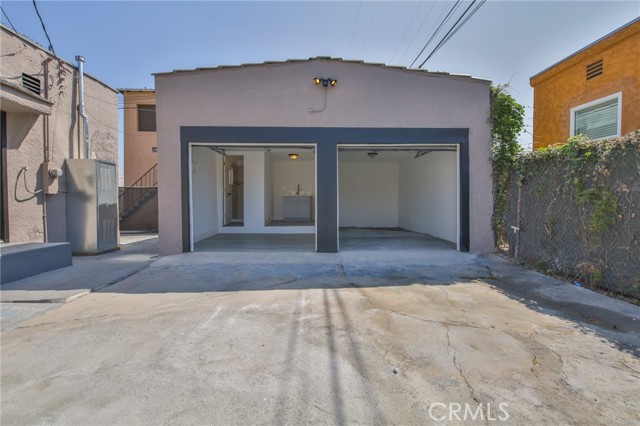 Detail Gallery Image 27 of 39 For 8110 S Denker, Los Angeles,  CA 90047 - 2 Beds | 2 Baths