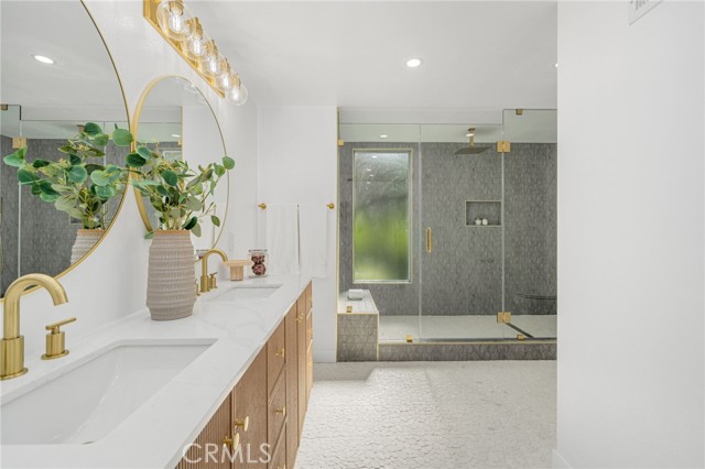 Detail Gallery Image 19 of 36 For 1 Misty Meadow #30, Irvine,  CA 92612 - 3 Beds | 3 Baths