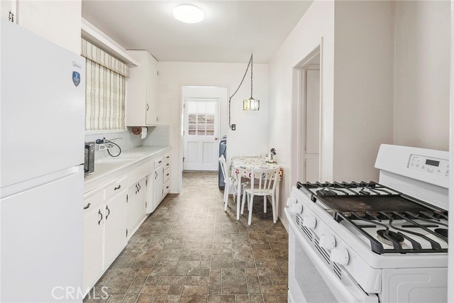 Detail Gallery Image 10 of 19 For 26223 Delos, Torrance,  CA 90505 - 3 Beds | 1 Baths