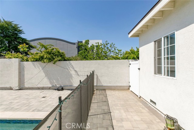 11024 Peoria Street, Sun Valley CA: https://media.crmls.org/medias/b27feed9-dbee-4143-afc6-d6e8dd5cc172.jpg
