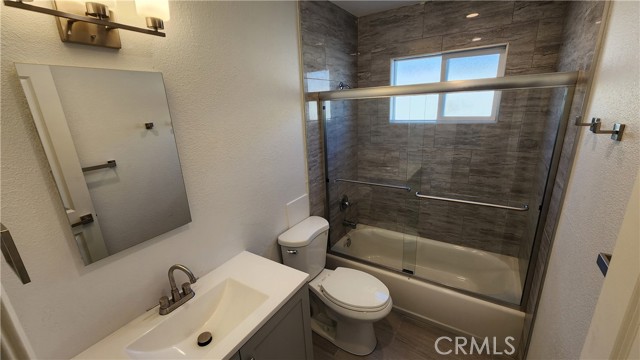 BA2 upstairs. Tile is lighter color than it looks
