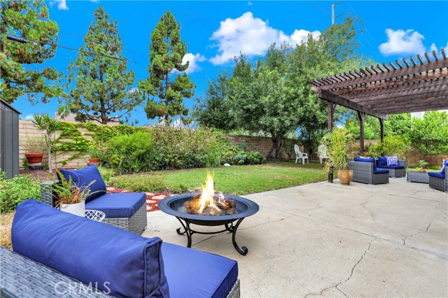 18417 Mount Kristina Street, Fountain Valley CA: https://media.crmls.org/medias/b27ffefd-7b6f-41b0-8b8c-382c937f5c76.jpg