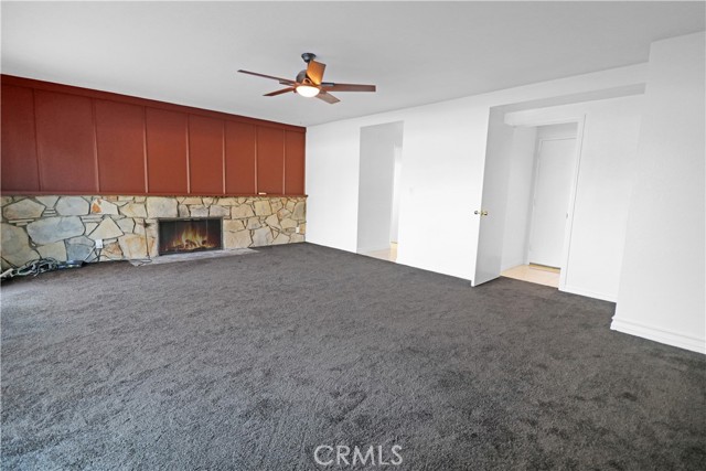 4092 Odessa Drive, Yorba Linda CA: https://media.crmls.org/medias/b2800ab6-9a01-4d11-a449-f0b96b4b6ed7.jpg