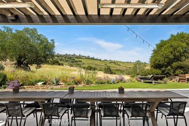 Detail Gallery Image 37 of 74 For 25 Golden Eagle, Irvine,  CA 92603 - 6 Beds | 6/1 Baths