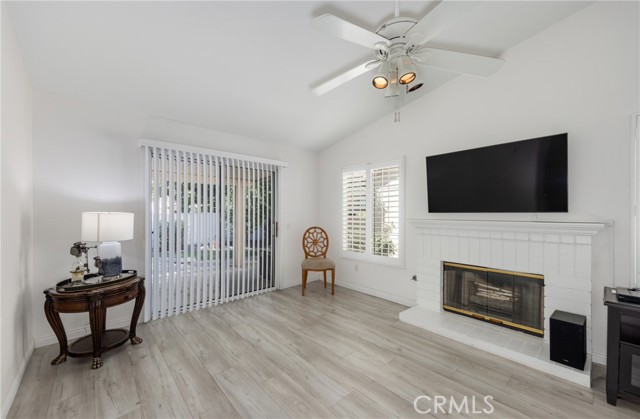 5992 Eagle Trace, Banning CA: https://media.crmls.org/medias/b2806278-1198-4fb5-9f04-7c1ccc3f04ef.jpg