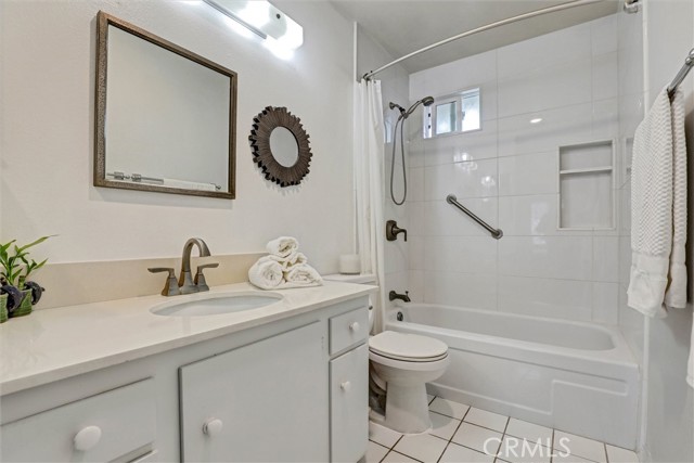 Detail Gallery Image 6 of 18 For 10210 Holburn, Huntington Beach,  CA 92646 - 1 Beds | 1 Baths