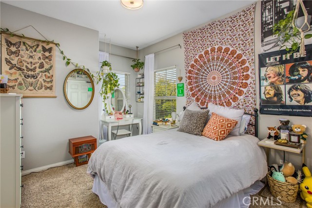512 Golden West Drive, Redlands CA: https://media.crmls.org/medias/b28137ff-2ac0-427a-ab82-82f42f627b5c.jpg
