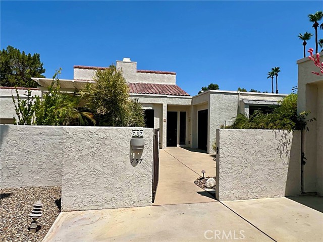 Detail Gallery Image 3 of 34 For 737 Inverness Dr, Rancho Mirage,  CA 92270 - 2 Beds | 2 Baths