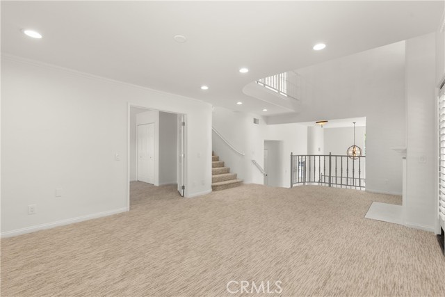 6042 Shadowbrook Circle, Huntington Beach CA: https://media.crmls.org/medias/b2820c70-9de1-4f47-8b1e-2f0acefbe59c.jpg