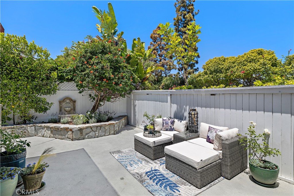 MLS #OC25155566 img 29