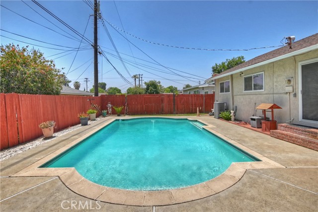 1255 E 25th Street, San Bernardino CA: https://media.crmls.org/medias/b2835316-f715-4fcf-861d-fcdb9c7dbd85.jpg