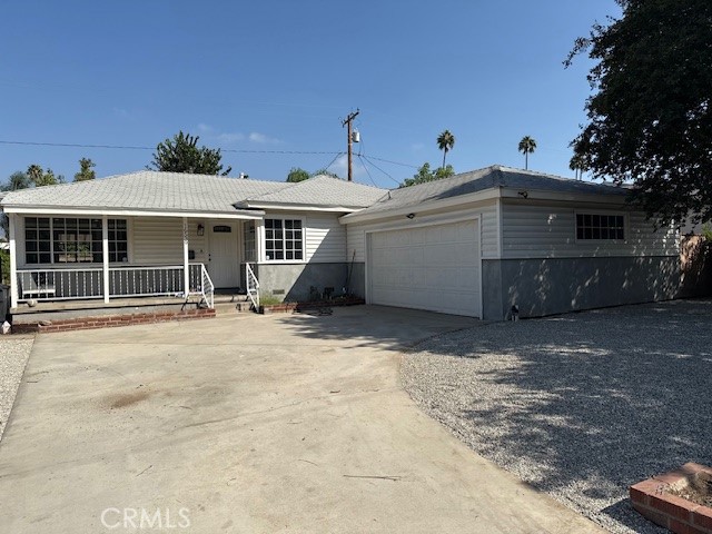16539 E Edna Pl