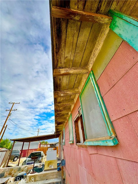 Detail Gallery Image 17 of 32 For 13370 Clover St, Trona,  CA 93562 - 2 Beds | 1 Baths