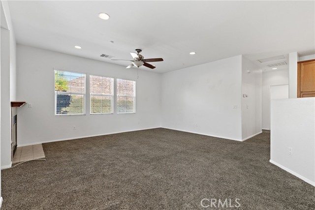 Detail Gallery Image 10 of 42 For 15651 Vista Way #110,  Lake Elsinore,  CA 92532 - 2 Beds | 2 Baths