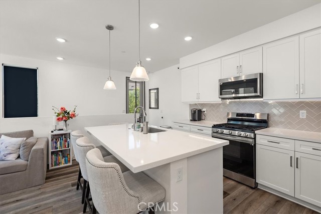 Detail Gallery Image 8 of 28 For 11063 Wander, Rancho Cucamonga,  CA 91730 - 2 Beds | 2 Baths