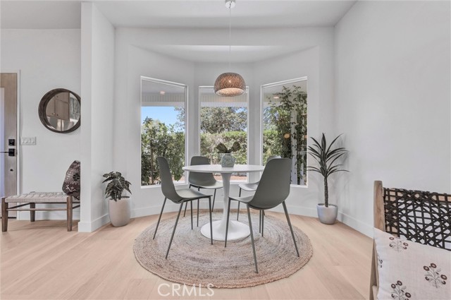 808 S Los Robles Avenue, Pasadena CA: https://media.crmls.org/medias/b284768d-18ae-4cdd-b7d9-ce1e55b449df.jpg