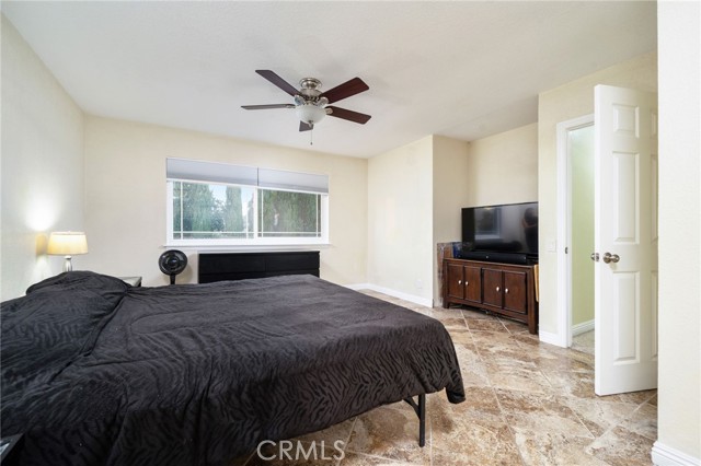 9422 Meadow Street, Rancho Cucamonga CA: https://media.crmls.org/medias/b2853903-38df-4947-85a6-e4a7f9bc341d.jpg