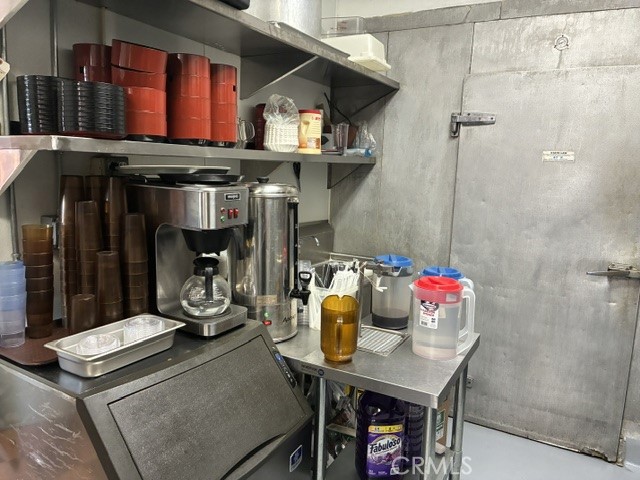  Commercial for Sale in Van Nuys, California
