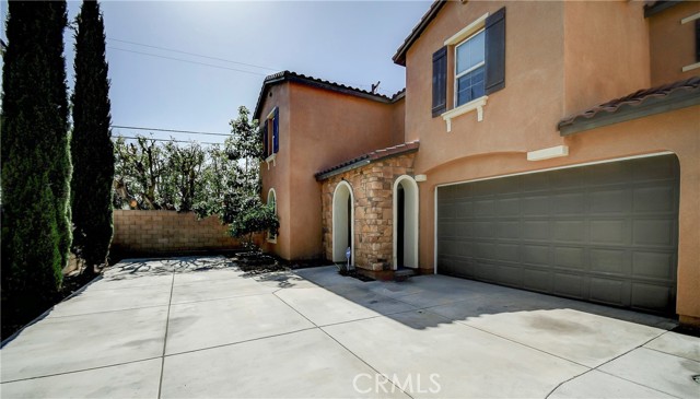 1855 W Willow Avenue, Anaheim CA: https://media.crmls.org/medias/b2870090-b6a5-4b24-bee5-6252b7a04e83.jpg