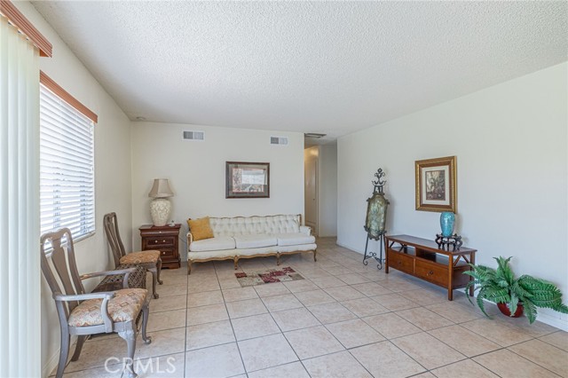 Detail Gallery Image 16 of 34 For 45409 Rodin Ave, Lancaster,  CA 93535 - 4 Beds | 2 Baths