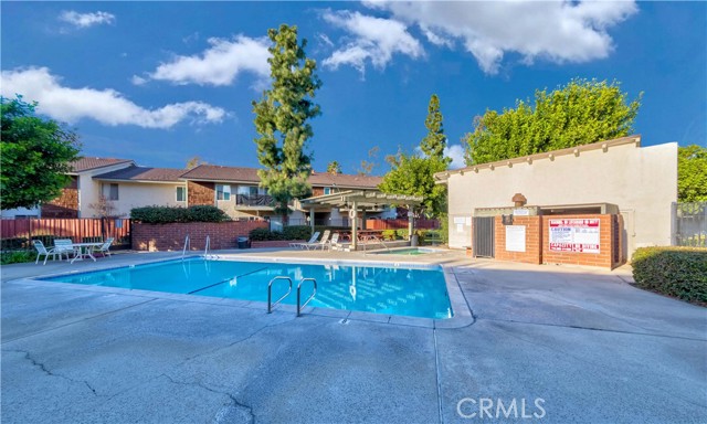 985 Idaho Street, La Habra, California 90631, 2 Bedrooms Bedrooms, ,2 BathroomsBathrooms,Condominium,For Sale,Idaho,PW25011061