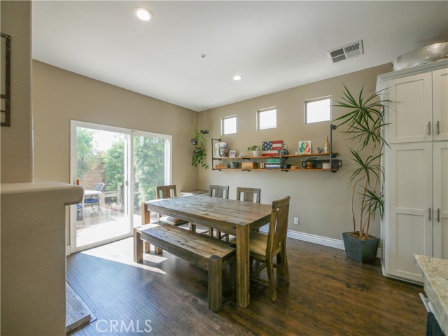 Detail Gallery Image 14 of 34 For 1064 Moreno Way, Placentia,  CA 92870 - 3 Beds | 2/1 Baths