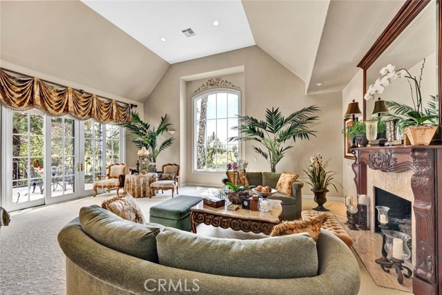 Detail Gallery Image 10 of 75 For 10302 Broadview Place, North Tustin,  CA 92705 - 5 Beds | 4/1 Baths