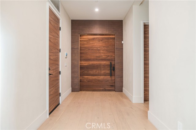 Detail Gallery Image 3 of 46 For 5075 Enfield, Encino,  CA 91316 - 4 Beds | 5 Baths