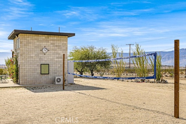 Detail Gallery Image 17 of 43 For 73100 Lyons Bld, Desert Hot Springs,  CA 92241 - 4 Beds | 4/1 Baths