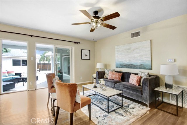 Detail Gallery Image 8 of 44 For 927 Alta Loma Dr, Corona,  CA 92882 - 4 Beds | 2 Baths