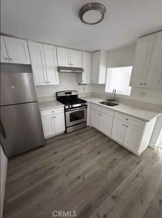 Detail Gallery Image 2 of 5 For 563 W 12th St, San Pedro,  CA 90731 - 3 Beds | 2 Baths