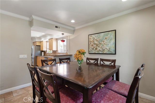 Detail Gallery Image 13 of 36 For 3823 Carfax Ave, Long Beach,  CA 90808 - 4 Beds | 2 Baths