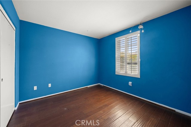 28335 Sycamore Drive, Saugus CA: https://media.crmls.org/medias/b28c6056-1a37-4966-be19-6ccf0a270ab7.jpg