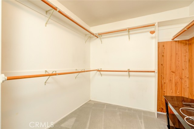 693 19th Street, Manhattan Beach, California 90266, 5 Bedrooms Bedrooms, ,1 BathroomBathrooms,Residential,Sold,19th,SB21194757